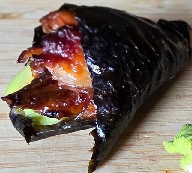 Unagi Hand Roll.